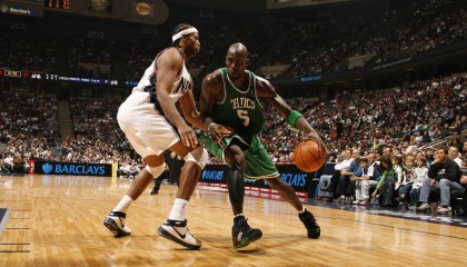 开云电子竞技-英超多队开启战略调整，迎接新赛季，英超强队多