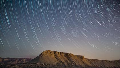 开云体育下载官网-穿越火线 Snake惊艳首秀 力克强敌晋级,cf可真是太厉害了